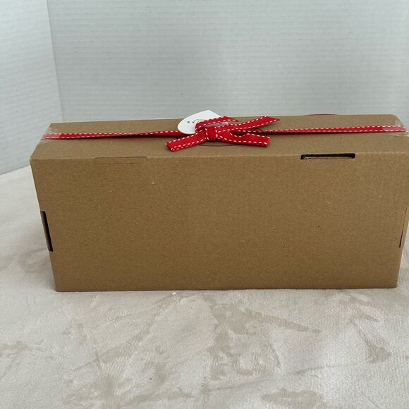 Rae Dunn Artisan Collection by Magenta Set of 2 “Couple Goals” Ceramic Mugs. NEW - Picture 4 of 7